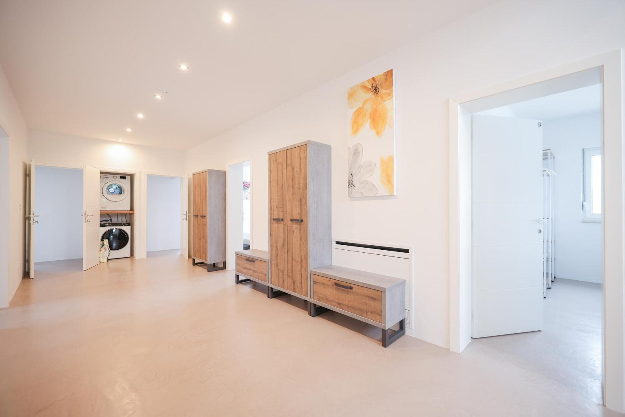 Luxury Eight Bedroom With Swimming Pool And Jacuzzi 100 Meters From The Sea *